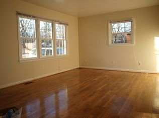 929 Carlisle St, Raleigh, NC 27610