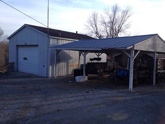 3rd image of 164 Bottoms Ln