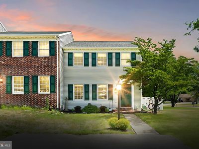 2375 Woodmont Dr, York, PA, 17404