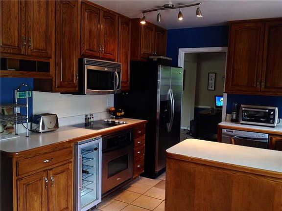 5th image of 5361 E 72nd Pl