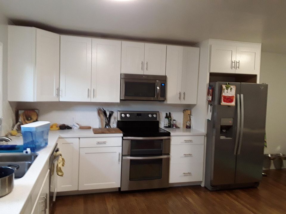 2nd image of 1060 N College Ave