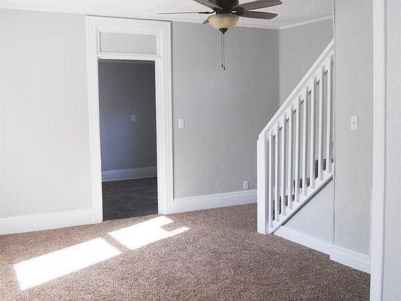 4th image of 1039 N Santa Fe Ave