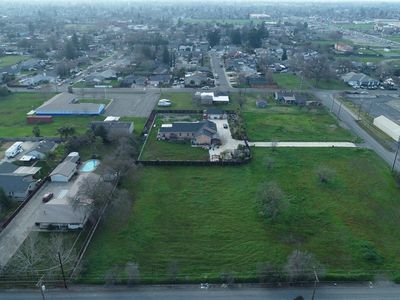 McNie Ave, Sacramento, CA, 95828
