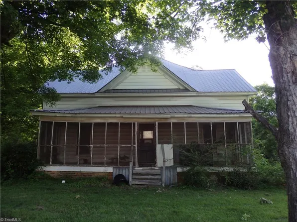 348 Daniel St, Denton, NC 27239