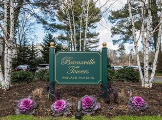 7 Tanglewylde Ave APT 3C, Bronxville, NY 10708