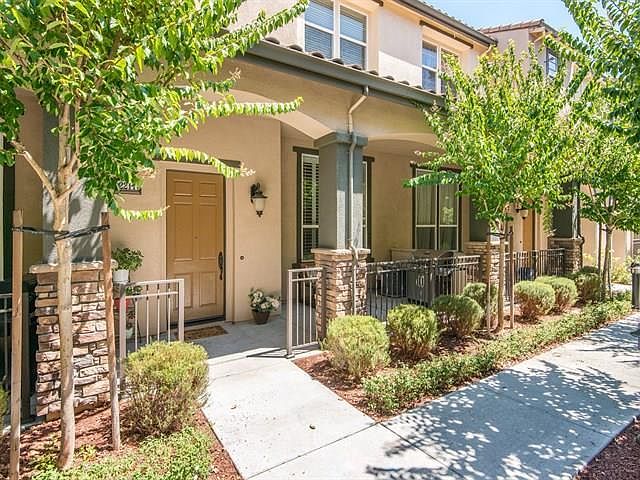 1st image of 2211 Santoro Ln