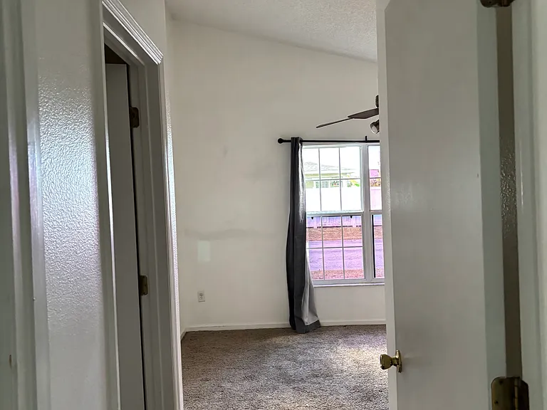 2126 Cypress Bay Blvd — Photo 6