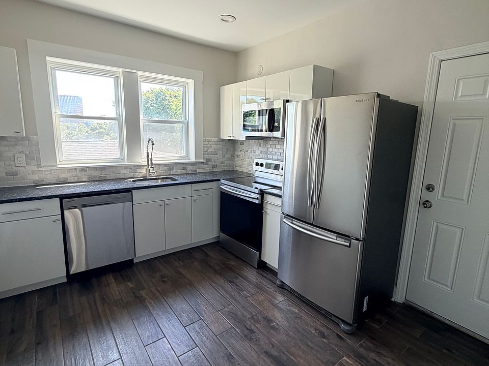 1st image of 90 Bristol St APT 5
