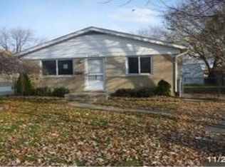 23012 Shakespeare Ave, Eastpointe, MI 48021