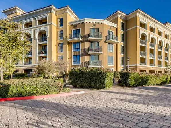 29 Montelago Blvd Unit 213, Henderson, NV 89011