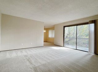 11835 SW Ridgecrest Dr #20, Beaverton, OR 97008