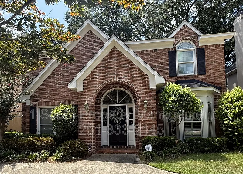 4 bed, 3.0 bath, 2502 sqft, $3,500 — Photo 3