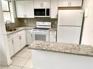 830 SW 74th Ter APT 3, Pompano Beach, FL 33068