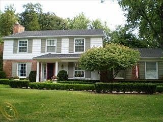 Prestigious Bloomfield Village