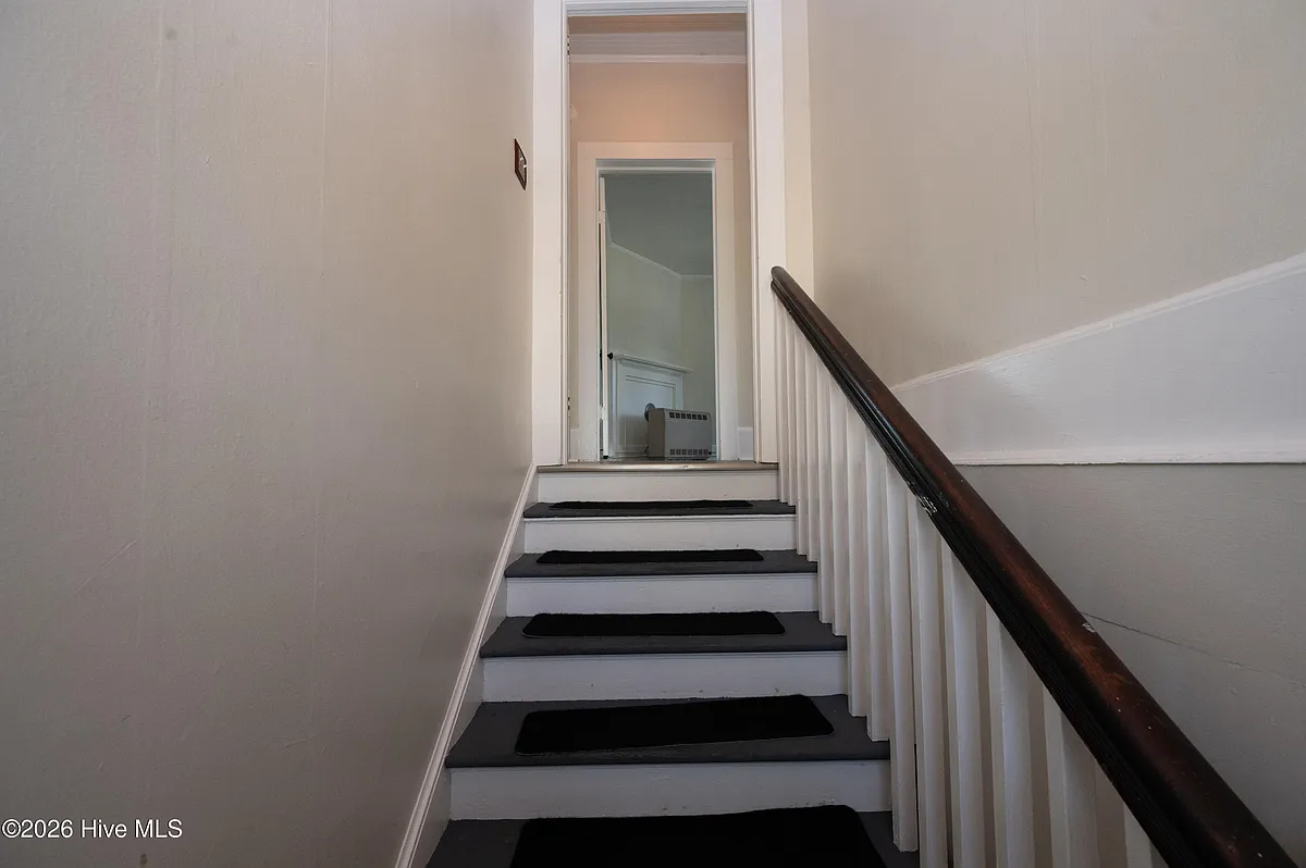 Building Photo - 1821 Spencer Ave #B