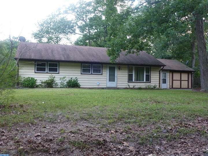 1st image of 11 Chestnut Ave