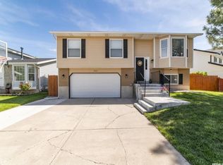 5137 W Crus Corvi Rd, West Jordan, UT 84081