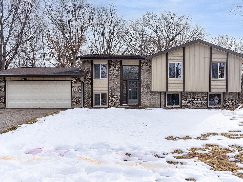 12011 Red Oak Ct N, Burnsville, MN 55337 | Zillow
