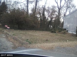 18 Pennsylvania Ave, Edgewater, MD 21037