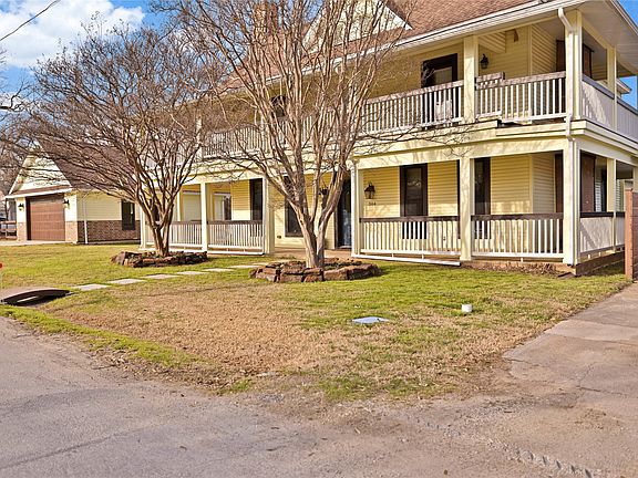 3rd image of 304 N Church St