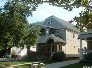1475 Wayne Ave, Lakewood, OH 44107