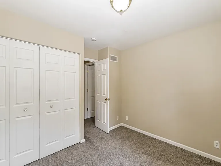1214 E Galena Blvd — Photo 8