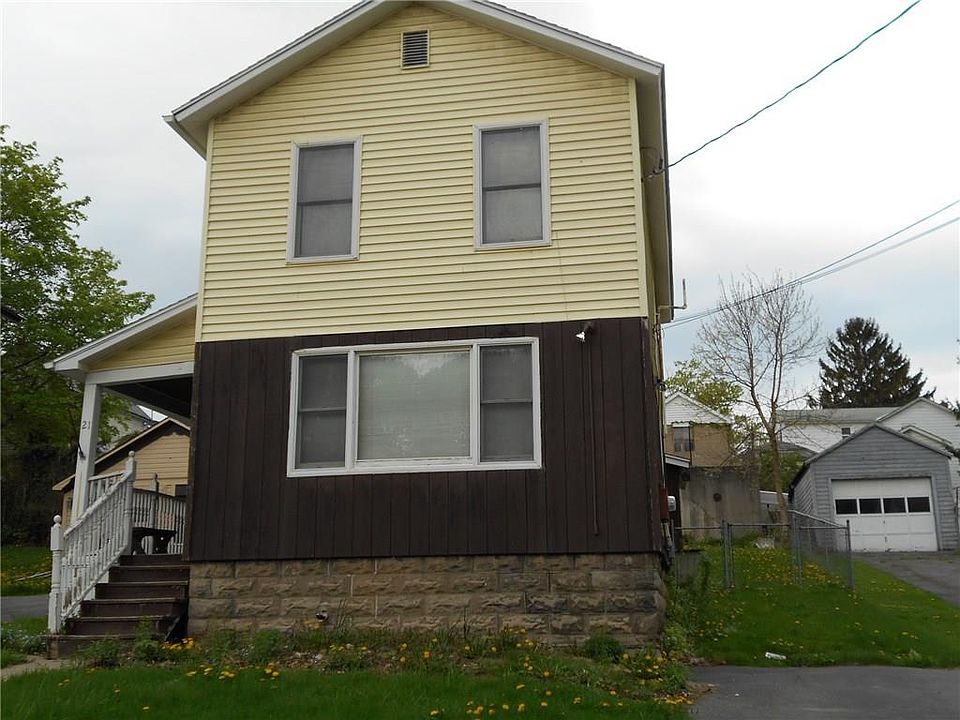 2nd image of 21 Chase St