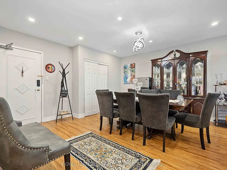 320 Dixon Rd #2315 — Photo 2