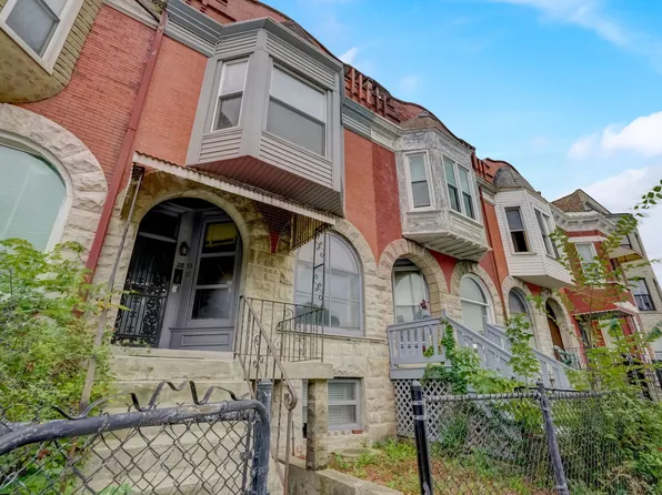 2853 W Warren Blvd, Chicago, IL 60612