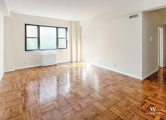 Rented by Warburg | media 1
