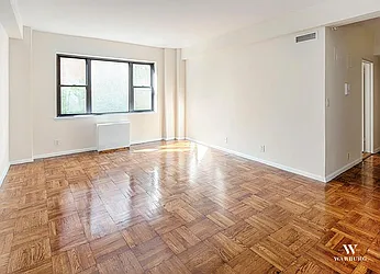 Rented by Warburg
