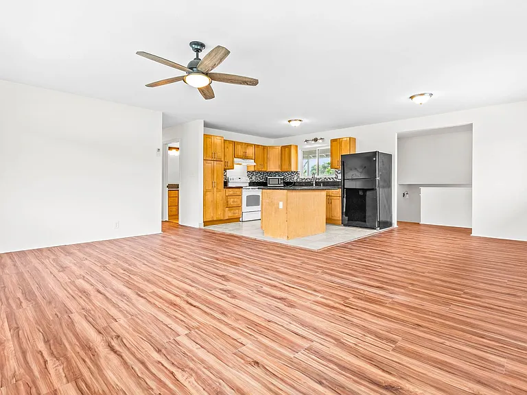 630 Wanaao Rd — Photo 15