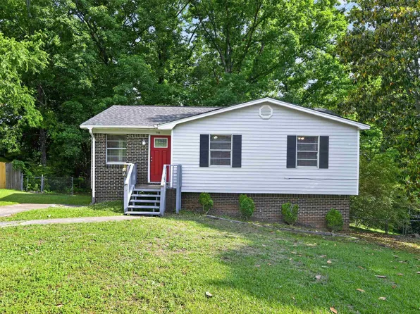 712 Country View Ct, Birmingham, AL 35215