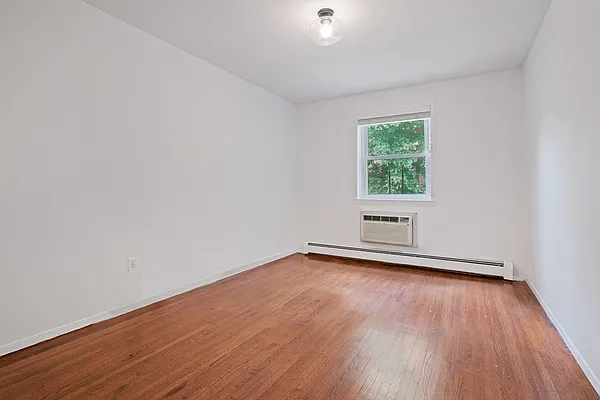 Sold by Compass | media 16