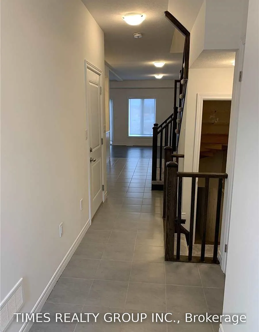 3 bed, $2,800 — Photo 3