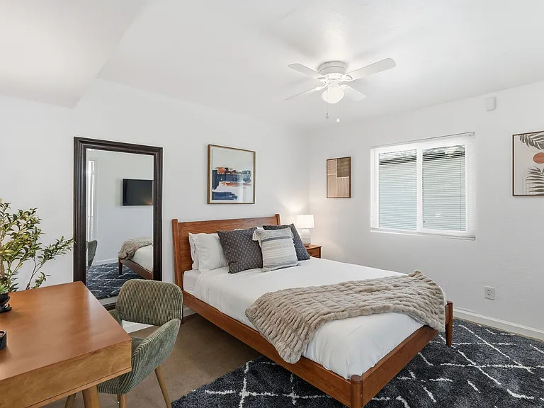 1421 E Roosevelt St #4 — Photo 20