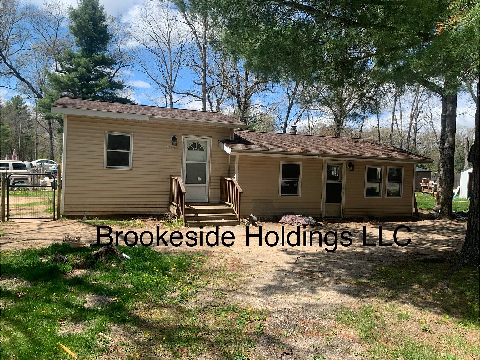 3 bed, 800 sqft, $1,650 — Photo 1