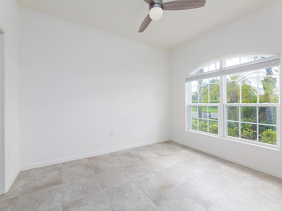 5th image of 560 Remington Green Dr SE #102