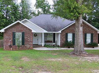 152 Highland Cir, Petal, MS 39465