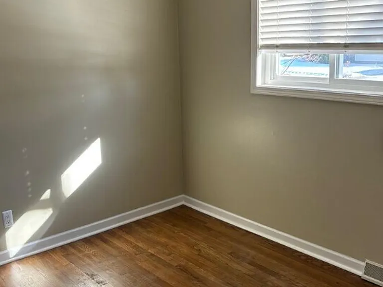 290 Winry Dr — Photo 17