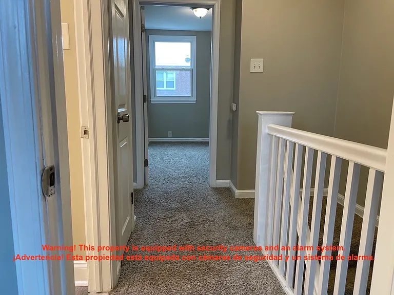1131 Hellerman St — Photo 8