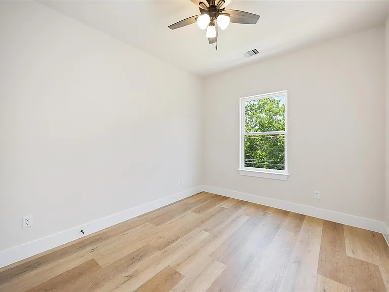10608 Ashville Dr — Photo 25