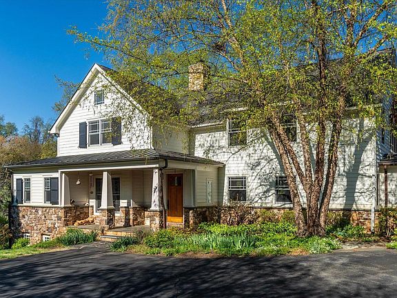 4th image of 3135 Rocks Farm Ct