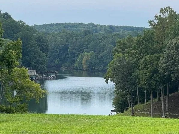 (undisclosed Address), Moneta, VA 24121