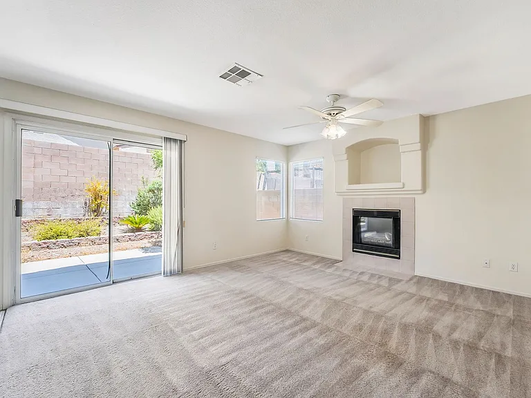 9888 Sparrow Ridge Ave — Photo 6