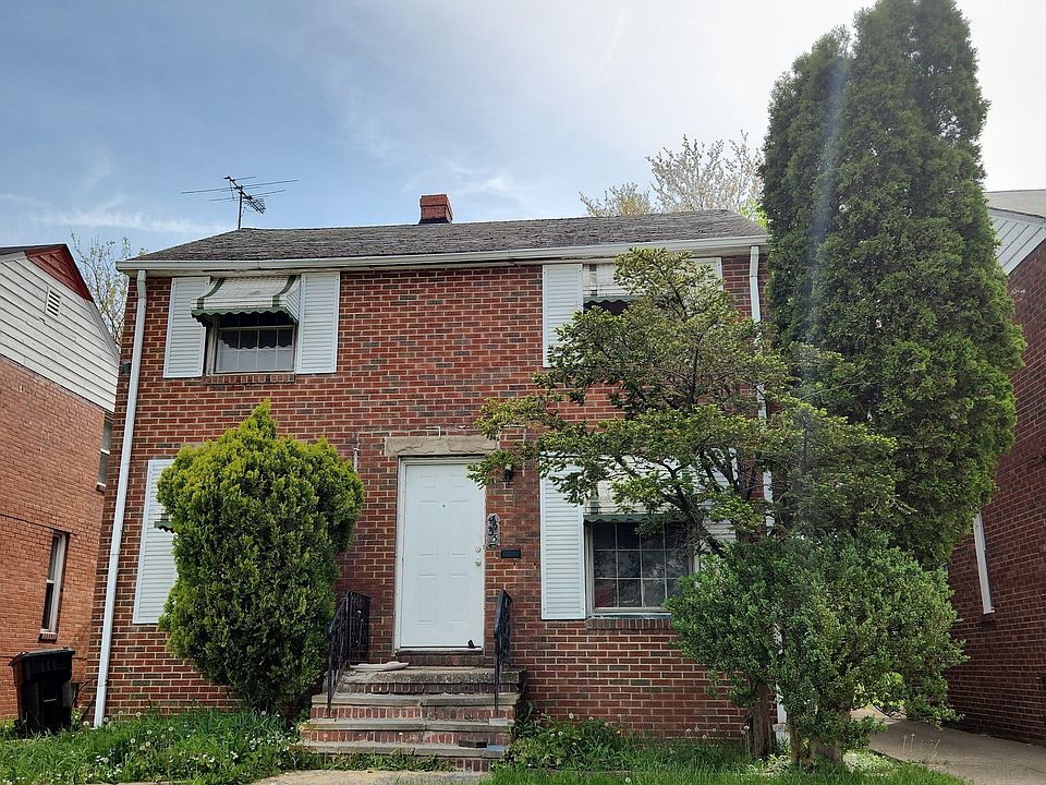 1st image of 4333 W 131st St