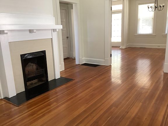 5th image of 2705 Griffin Ave