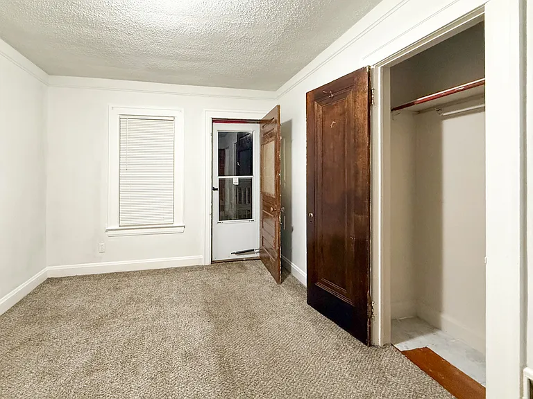 17214 Roselawn St #2 — Photo 18