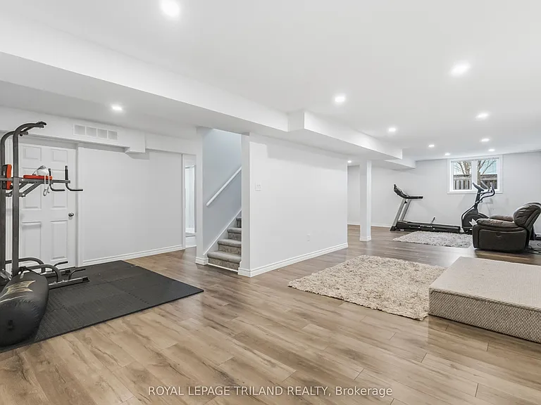860 Kettleridge St — Photo 31