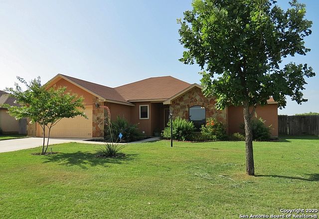 1st image of 1760 Vista View Dr